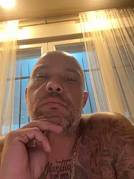 Snapshot of gitanomadrid chatting on 5, 6, 2026 gitanomadrid online show from 5, 6, 2026