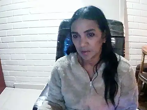 MiiaVelasquez online show from 15, 10, 2025