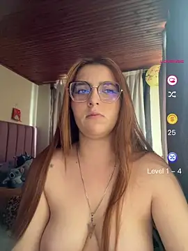 CoraVibes online show from 30, 4, 2026