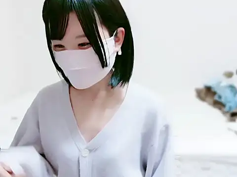 Snapshot of maika_chan chatting on 11, 10, 2025 maika chan online show from 11, 10, 2025