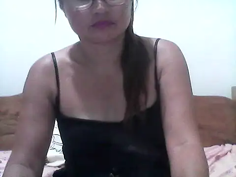 Snapshot of nathalie0045 chatting on 24, 4, 2026 nathalie0045 online show from 24, 4, 2026