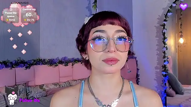 Lexyy Bluee online show from 25, 3, 2026