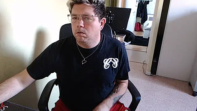 Snapshot of blueandwhite1 chatting on 27, 12, 2024 blueandwhite1 online show from 27, 12, 2024