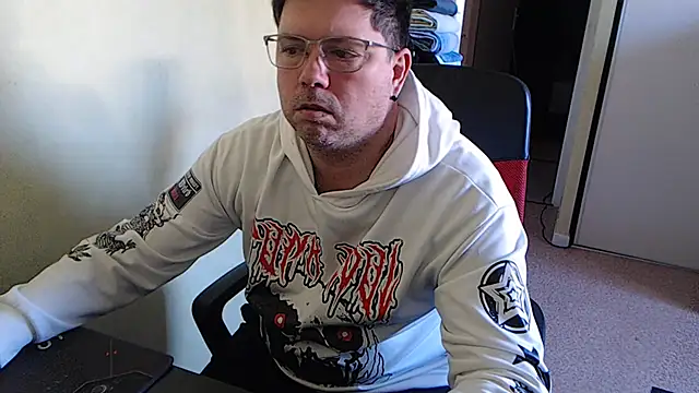 Snapshot of blueandwhite1 chatting on 5, 2, 2025 blueandwhite1 online show from 5, 2, 2025