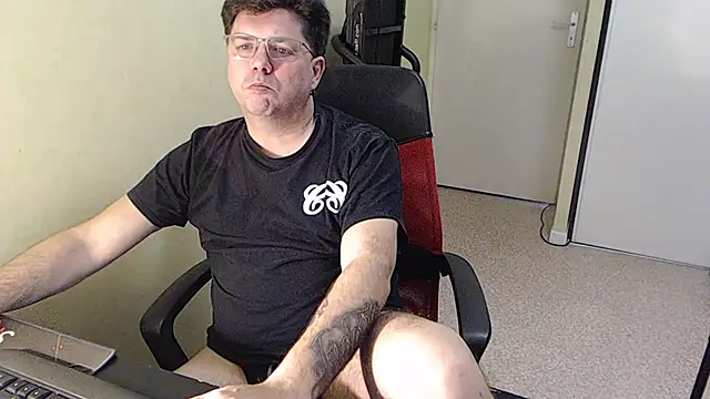 blueandwhite1 online show from 31, 1, 2026