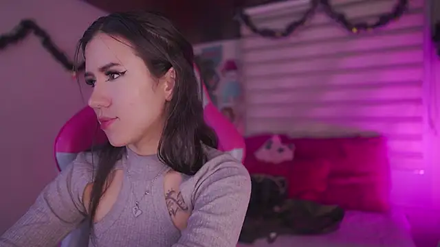  chloe moons  online show from 15, 12, 2025