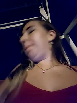 Snapshot of isabella_lovem chatting on 28, 4, 2026 isabella lovem online show from 28, 4, 2026