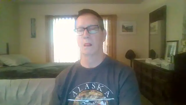 Snapshot of camminmichaellll chatting on 8, 9, 2025 camminmichaellll online show from 8, 9, 2025