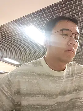 Snapshot of nnnnnan9527 chatting on 28, 9, 2025 nnnnnan9527 online show from 28, 9, 2025