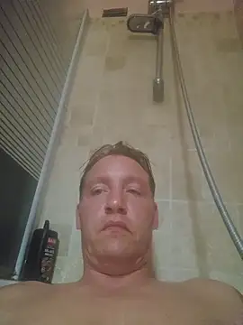 Snapshot of justeadeux chatting on 21, 10, 2025 justeadeux online show from 21, 10, 2025