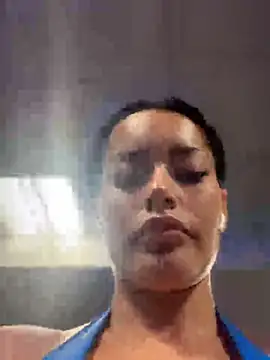 Snapshot of Risky_Workouts chatting on 5, 8, 2026 Risky Workouts online show from 5, 8, 2026