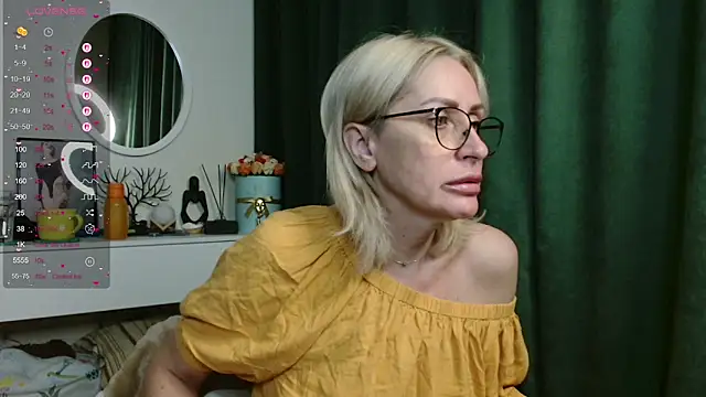 Snapshot of PamellaMurphy chatting on 6, 6, 2026 PamellaMurphy online show from 6, 6, 2026