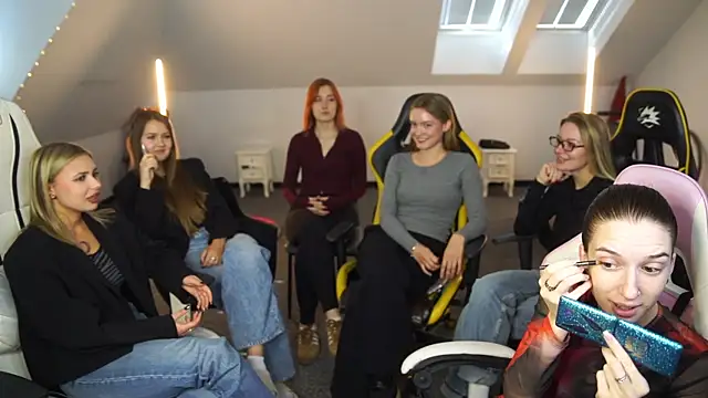 Snapshot of _Lili_054 chatting on 26, 9, 2025  Lili 054 online show from 26, 9, 2025