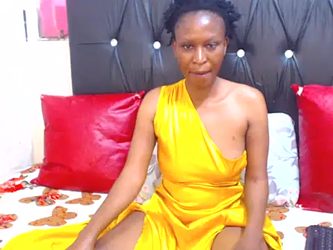 Snapshot of SexyBootie chatting on 8, 9, 2025 SexyBootie online show from 8, 9, 2025