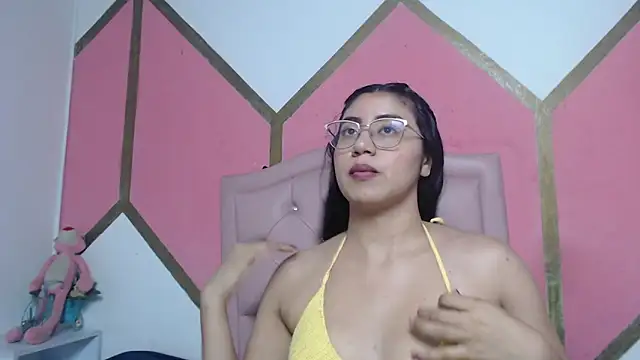 Mia Wilsom online show from 10, 10, 2025