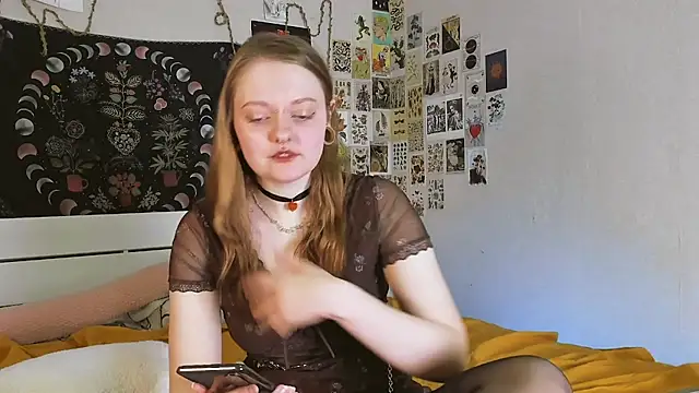 WonderConnie1 online show from 27, 9, 2025