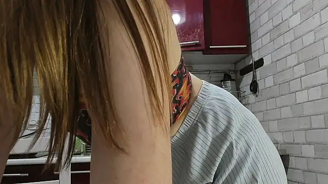 WonderConnie1 online show from 18, 10, 2025