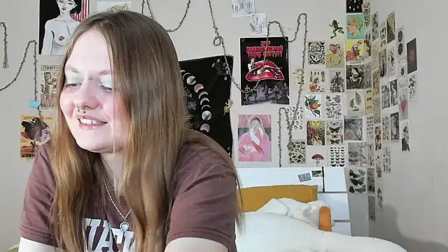 WonderConnie1 online show from 22, 10, 2025