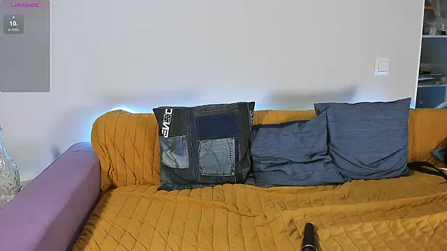 WonderConnie1 online show from 15, 1, 2026