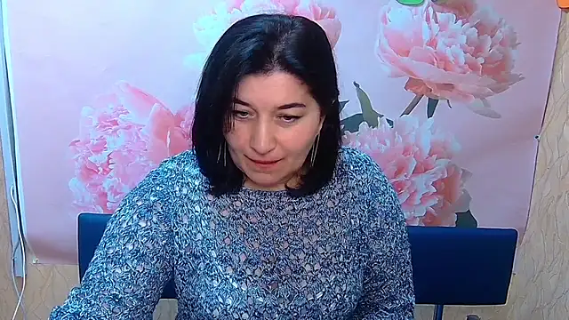 Snapshot of BridjetTur chatting on 1, 10, 2025 BridjetTur online show from 1, 10, 2025