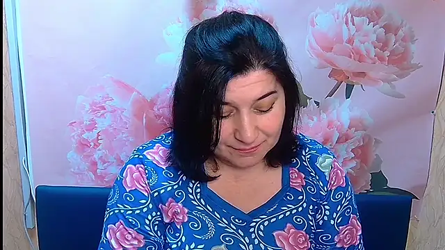 Snapshot of BridjetTur chatting on 5, 10, 2025 BridjetTur online show from 5, 10, 2025