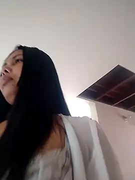 Snapshot of Alessandraa- chatting on 12, 6, 2026 Alessandraa- online show from 12, 6, 2026
