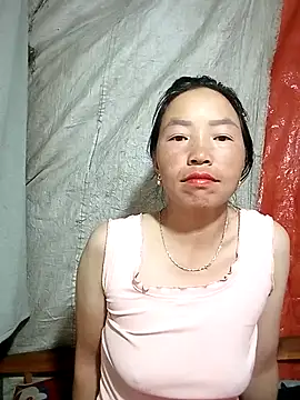 Snapshot of hera-00 chatting on 17, 9, 2025 hera-00 online show from 17, 9, 2025