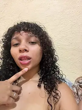 Snapshot of Casal-foda_braba chatting on 5, 2, 2026 Casal-foda braba online show from 5, 2, 2026