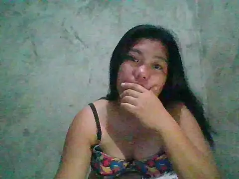 Snapshot of nikki_zapphire chatting on 17, 9, 2025 nikki zapphire online show from 17, 9, 2025