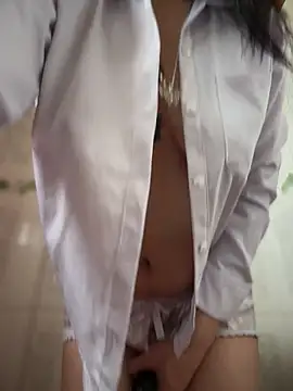 Mia salinass online show from 25, 3, 2026