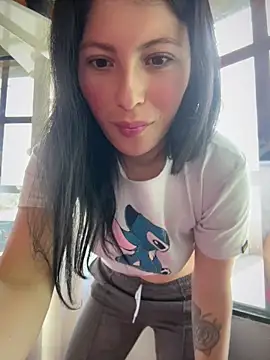 Mia salinass online show from 15, 5, 2026