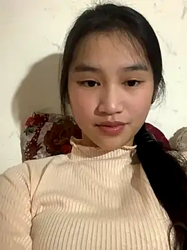 Snapshot of -Lie-06 chatting on 21, 12, 2025 -Lie-06 online show from 21, 12, 2025