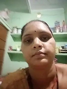 Snapshot of Hot_mamta55 chatting on 2, 8, 2026 Hot mamta55 online show from 2, 8, 2026