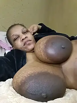 HappygalTheQueen online show from 5, 7, 2026