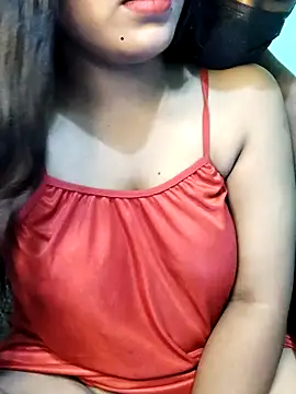 Snapshot of Shneeha_le chatting on 17, 9, 2025 Shneeha le online show from 17, 9, 2025