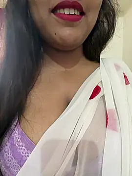 Snapshot of Shneeha_le chatting on 10, 7, 2026 Shneeha le online show from 10, 7, 2026