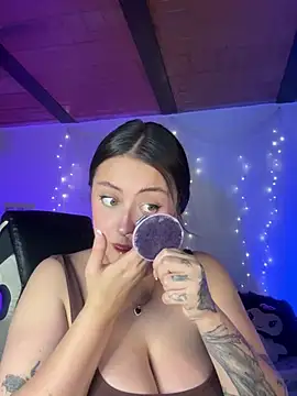 SarahCastro1  online show from 18, 5, 2026