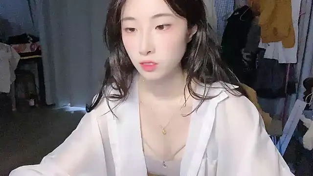 Snapshot of Freya7777 chatting on 12, 9, 2025 Freya7777 online show from 12, 9, 2025