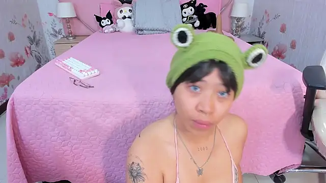 SafiroAgataaa online show from 20, 11, 2025