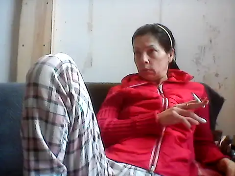 Snapshot of Milana38 chatting on 19, 4, 2026 Milana38 online show from 19, 4, 2026
