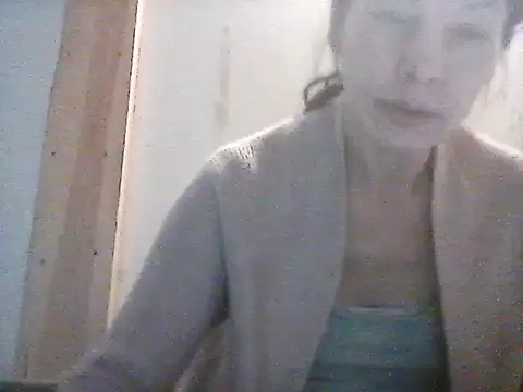 Snapshot of Milana38 chatting on 19, 4, 2026 Milana38 online show from 19, 4, 2026