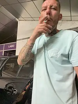 Snapshot of pimousssse chatting on 4, 10, 2025 pimousssse online show from 4, 10, 2025