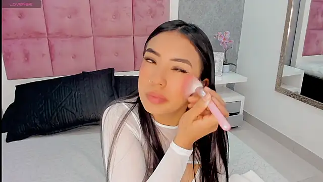 missconnor online show from 24, 9, 2025