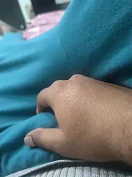 bigdick lickingexpert08 online show from 16, 11, 2025