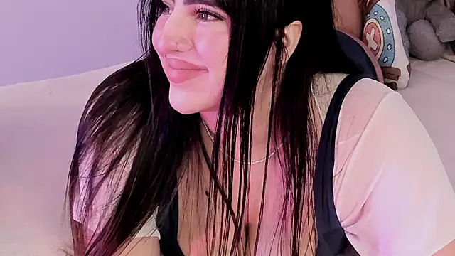 Snapshot of Camila_Matinez_ chatting on 17, 10, 2025 Camila Matinez online show from 17, 10, 2025