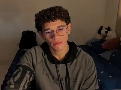 Tom Blues online show from 27, 10, 2025