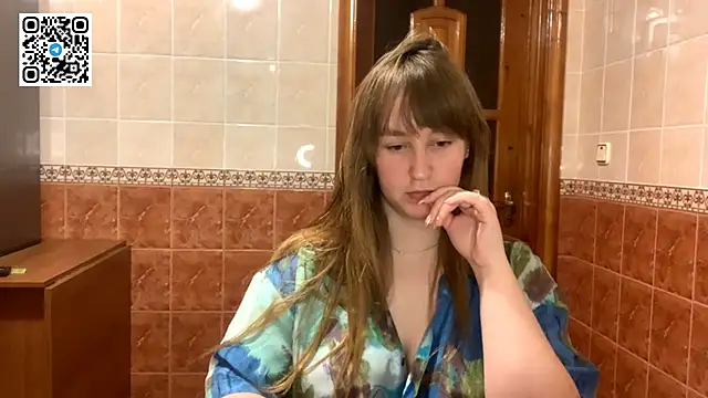 MaroonMoon  online show from 12, 10, 2025