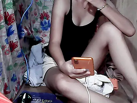 pinay-momm1682 online show from 23, 4, 2026