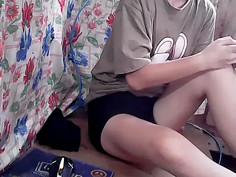 pinay-momm1682 online show from 26, 4, 2026