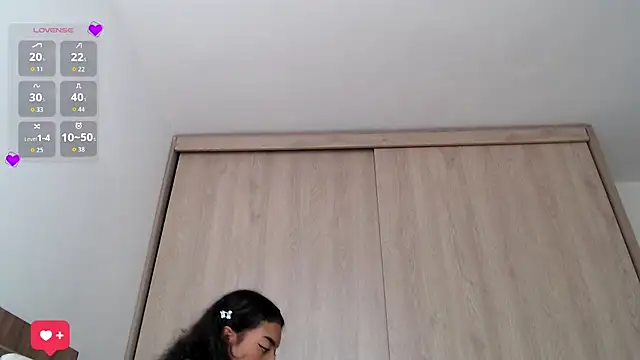 Snapshot of WendySuns_ chatting on 28, 10, 2025 WendySuns online show from 28, 10, 2025